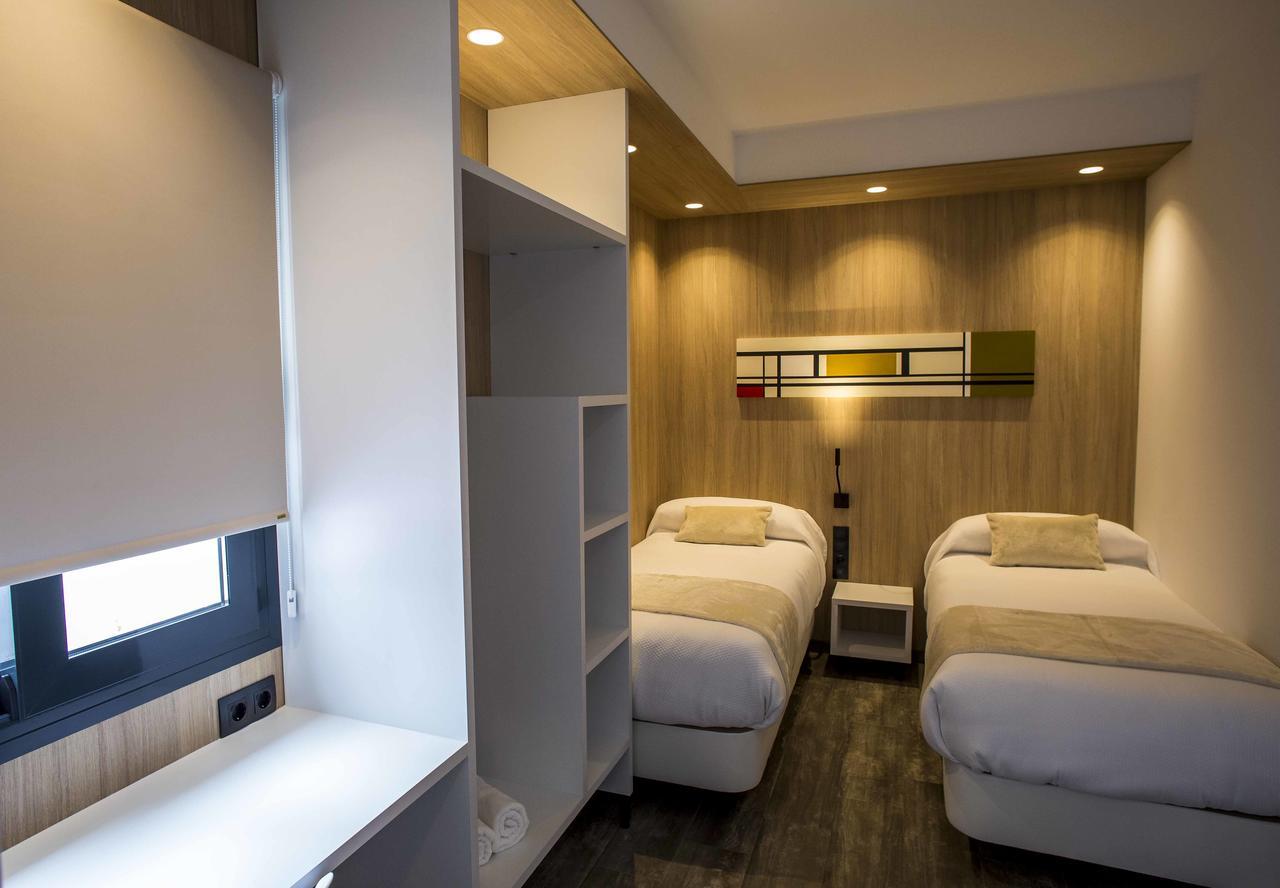 Hostal Sevilla Santa Justa - Adults Only ภายนอก รูปภาพ