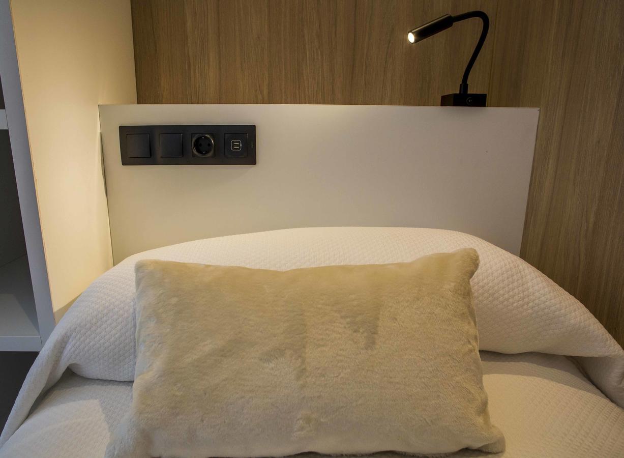 Hostal Sevilla Santa Justa - Adults Only ภายนอก รูปภาพ