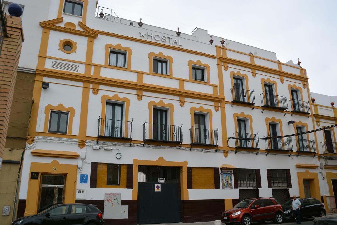 Hostal Sevilla Santa Justa - Adults Only ภายนอก รูปภาพ