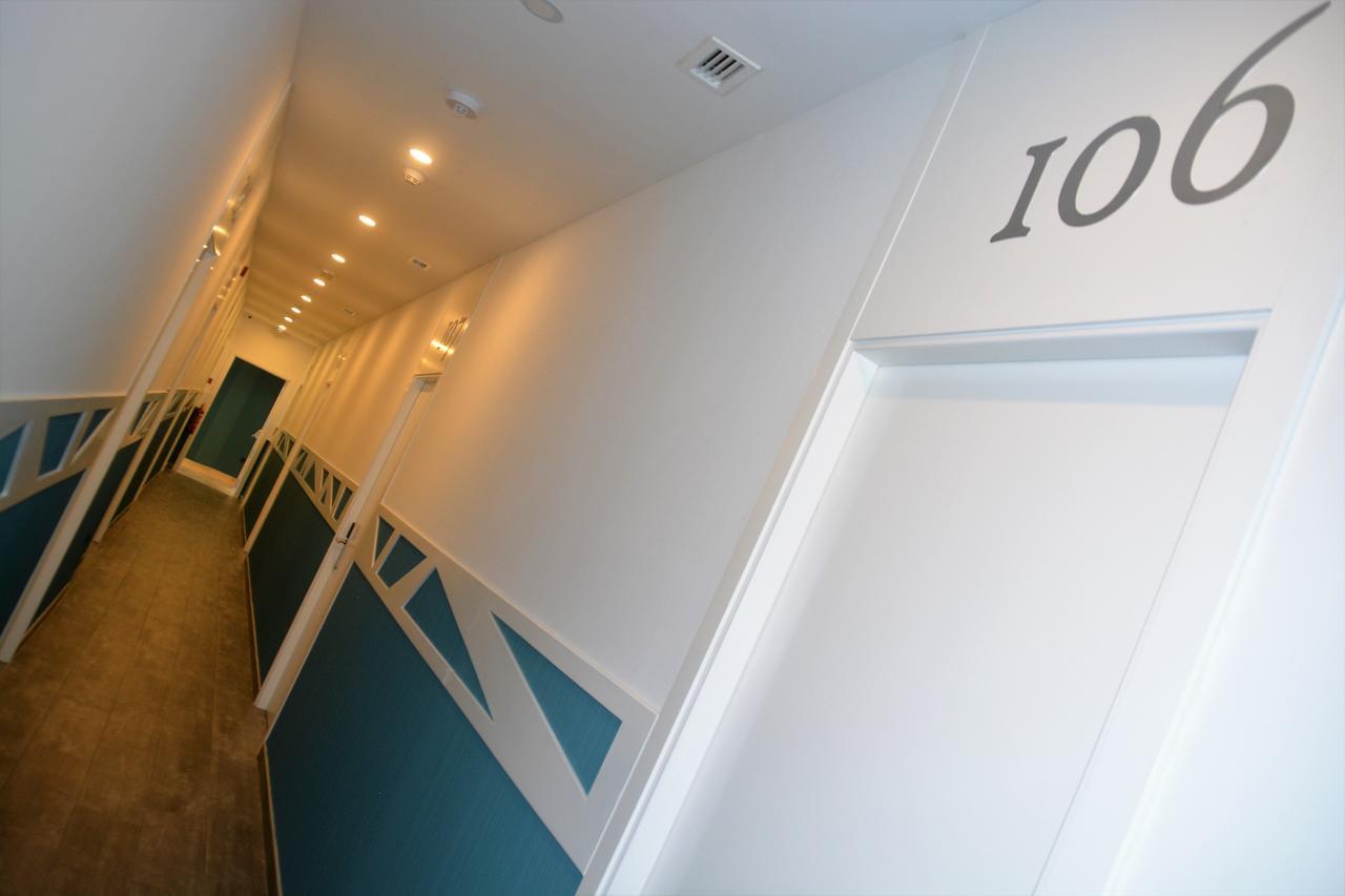 Hostal Sevilla Santa Justa - Adults Only ภายนอก รูปภาพ